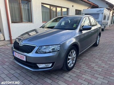 second-hand Skoda Octavia 1.6 TDI Business DSG