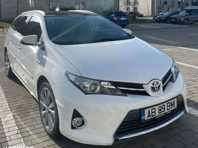 Toyota Auris Hybrid