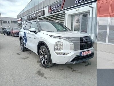 Plug in hybrid Nouă 2025 Mitsubishi Outlander P-HEV | 55.500 EUR