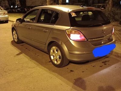 second-hand Opel Astra 1.7 CDTI 2006 Z17DTH 74KW 101 CAI HATCHBACK.