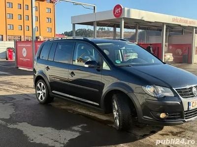 Utilizat 2008 VW Touran Cross Monovolum | 4.250 EUR