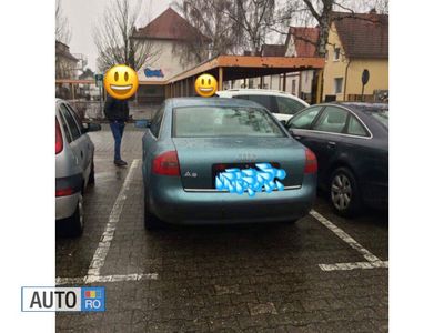 Albastru Utilizat 2000 Audi A6 Berlinǎ | 1.200 EUR