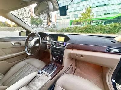 Mercedes E250