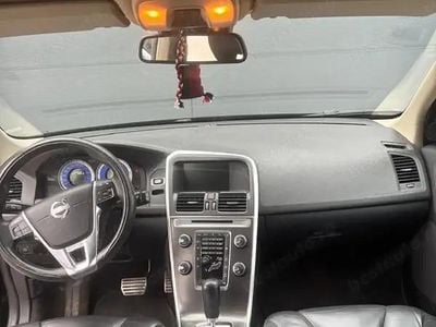 Second-hand Volvo XC60 215 CP (158 kW) 2011 Negru SUV