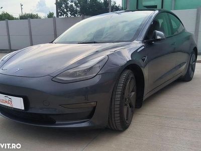 Culoaregri Utilizat 2021 Tesla Model 3 Berlinǎ | 32.428 EUR (Puțin scump)