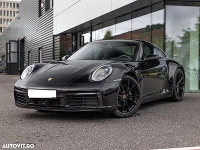 Culoarenegru Utilizat 2024 Porsche 911 Carrera Coupe | 103.500 EUR