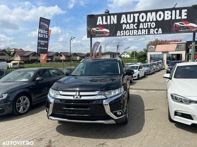 Second-hand Mitsubishi Outlander Intense+ 150 CP (110 kW) 2016 Negru SUV