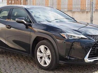 Lexus UX 250h