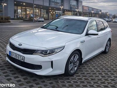Second-hand Kia Optima 205 CP (150 kW) 2017 Culoarealb Break