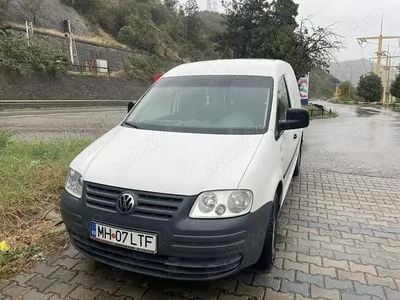 Utilizat 2010 VW Caddy Monovolum | 3.700 EUR