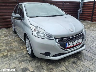 Second-hand Peugeot 208 Active 68 CP (50 kW) 2014 Culoareargint Hatchback