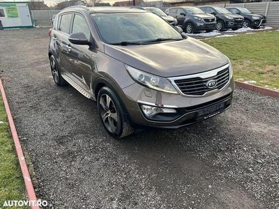 Culoaremaro Utilizat 2012 Kia Sportage Platinum Edition SUV | 7.900 EUR (Preț bun)