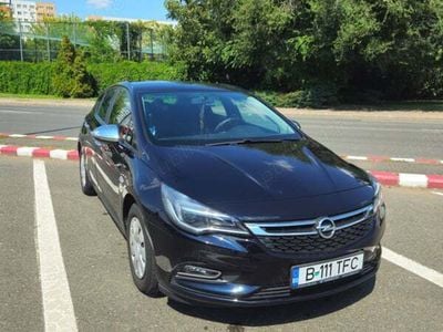 Albastru Utilizat 2018 Opel Astra Hatchback | 12.000 EUR (Scump)