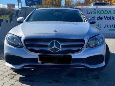 Mercedes E220