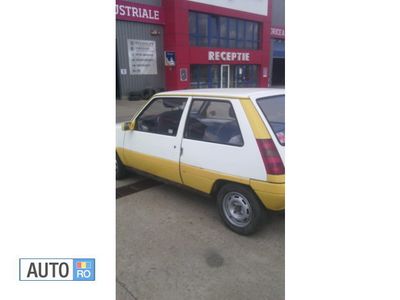 second-hand Renault R5 