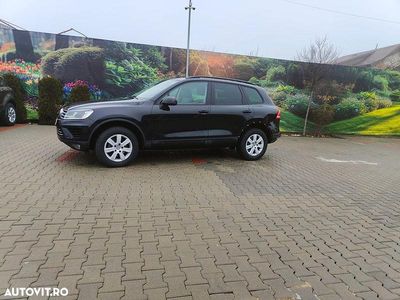 Culoarenegru Utilizat 2015 VW Touareg SUV | 11.900 EUR