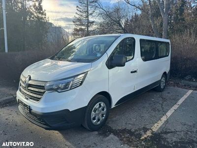 second-hand Renault Trafic Combi 2.0 Blue dCi 110 S&S L2 8+1 Life