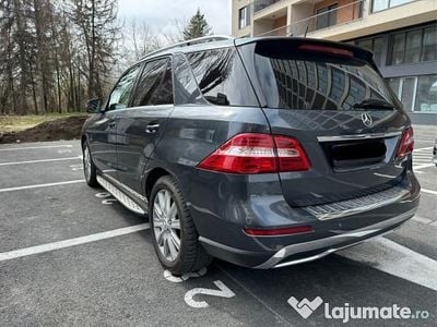 Alte culori Utilizat 2012 Mercedes ML250 SUV | 15.300 EUR (Scump)