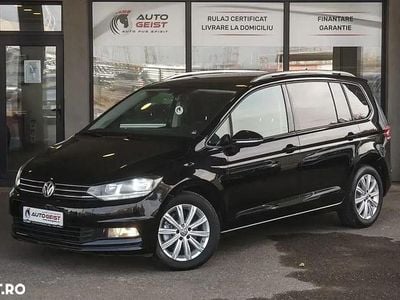 Second-hand VW Touran Comfortline 150 CP (110 kW) 2016 Negru Monovolum