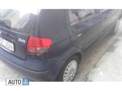 Second-hand Hyundai Getz 60 CP (44 kW) 2005 Albastru Hatchback