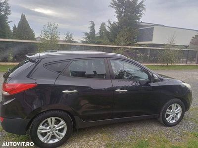Culoarenegru Utilizat 2010 Hyundai ix35 GLS SUV | 6.600 EUR (Preț OK)