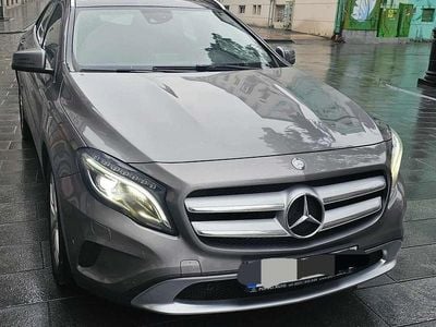 Mercedes GLA220