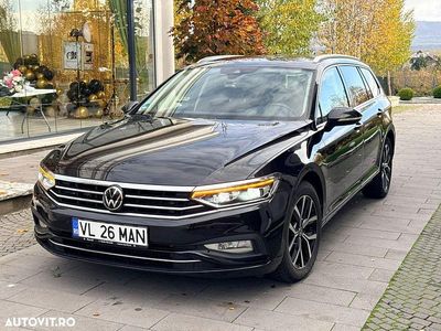 Culoarenegru Utilizat 2022 VW Passat Business Break | 17.490 EUR