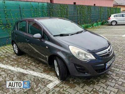 Second-hand Opel Corsa 84 CP (61 kW) 2012 Gri Hatchback