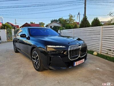 Second-hand BMW 740 Executive 299 CP (219 kW) 2023 Negru Berlinǎ