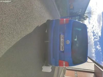 Albastru Utilizat 2006 VW Touran Monovolum | 1.800 EUR (Preț bun)