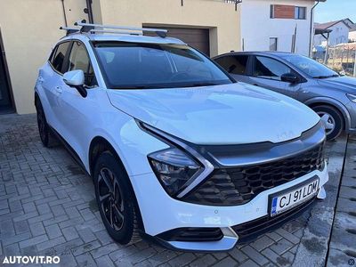 Second-hand Kia Sportage Style 180 CP (132 kW) 2022 Culoarealb SUV