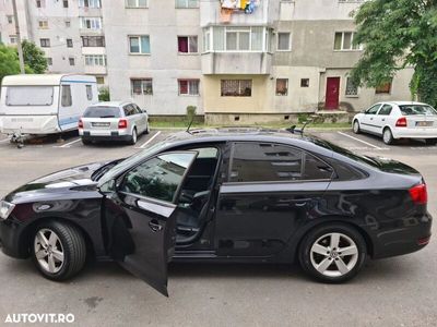 second-hand VW Jetta 1.6 TDI CR DPF Comfortline