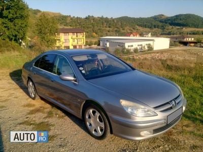 Gri Utilizat 2002 Peugeot 607 Berlinǎ | 2.950 EUR
