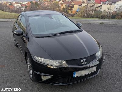 Culoarenegru Utilizat 2009 Honda Civic Sport Hatchback | 6.300 EUR (Puțin scump)