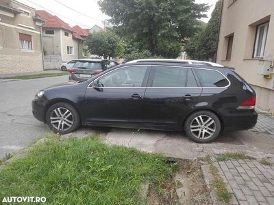 Second-hand VW Golf VII Comfortline 105 CP (77 kW) 2012 Culoarenegru Break