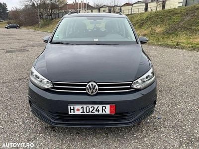 Second-hand VW Touran 150 CP (110 kW) 2016 Culoaregri Monovolum