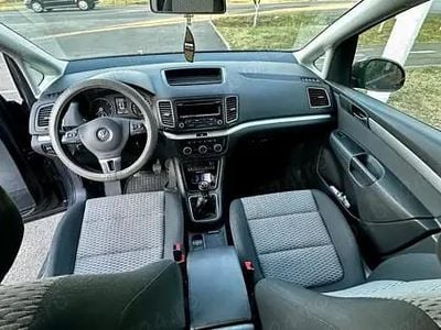 VW Sharan