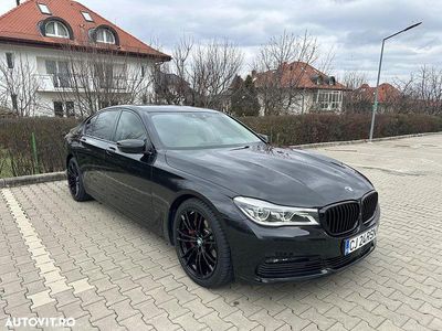 Second-hand BMW 730 Comfort Edition 265 CP (194 kW) 2016 Culoarenegru Berlinǎ