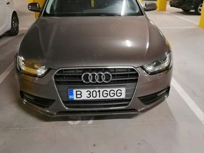 Bej Utilizat 2013 Audi A4 Berlinǎ | 11.300 EUR (Scump)
