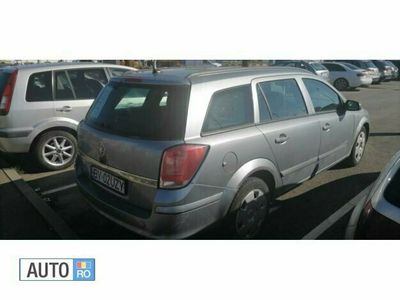 Second-hand Opel Astra 101 CP (74 kW) 2005 Gri Break