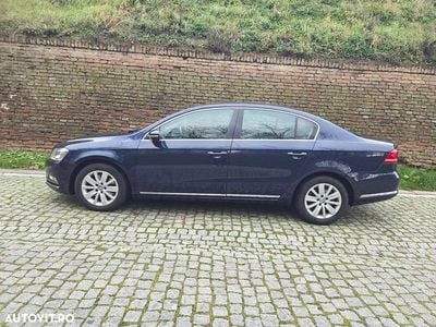 Culoarealbastru Second-hand 2012 VW Passat Comfortline Berlinǎ | 6.650 EUR (Preț bun)