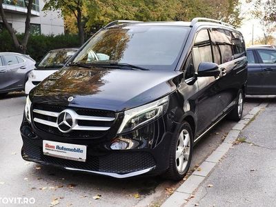 Culoarenegru Utilizat 2019 Mercedes V220 Avantgarde Monovolum | 35.900 EUR