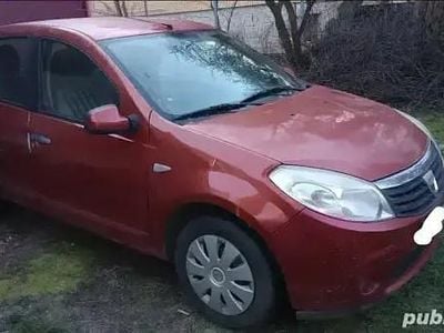 Second-hand Dacia Sandero Lauréate 55 CP (40 kW) 2008 Visiniu Berlinǎ