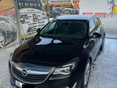Second-hand Opel Insignia Sport 136 CP (100 kW) 2016 Culoarenegru Break