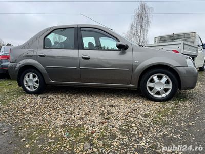 Utilizat 2005 Dacia Logan Berlinǎ | 2.450 EUR (Preț OK)