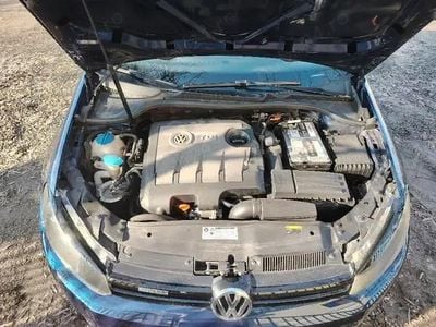 Second-hand VW Golf VI 105 CP (77 kW) 2011 Albastru Hatchback