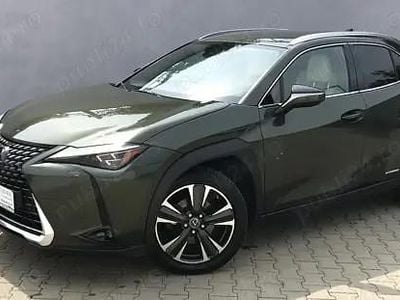 Lexus UX 250h