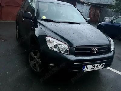 Second-hand Toyota RAV4 136 CP (100 kW) 2008 Gri SUV
