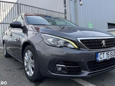 Second-hand Peugeot 308 Active 130 CP (95 kW) 2020 Culoaremaro Hatchback