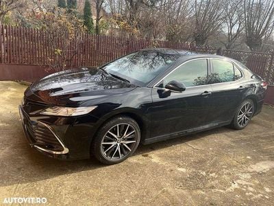 Culoarenegru Utilizat 2021 Toyota Camry Hatchback | 32.000 EUR